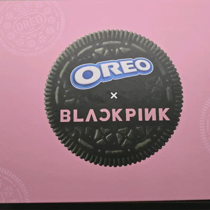 

Blackpink Oreo 2nd Place Package Is On Sale!