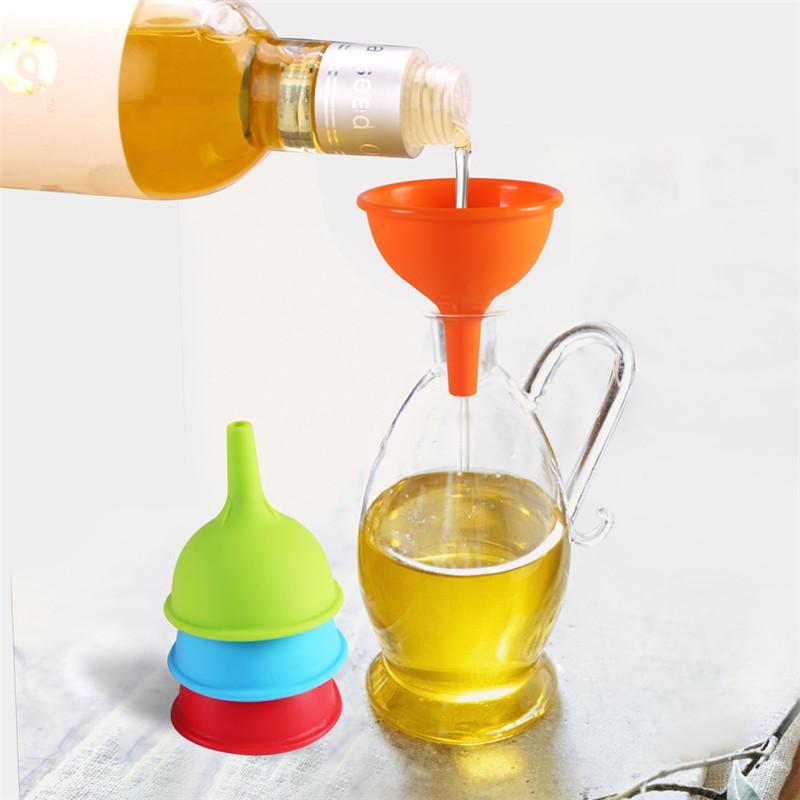 1Pc Food Grade Small Silicone Funnel Durable Soft For Oil Liquid Kitchen Cooking Tool Random Color