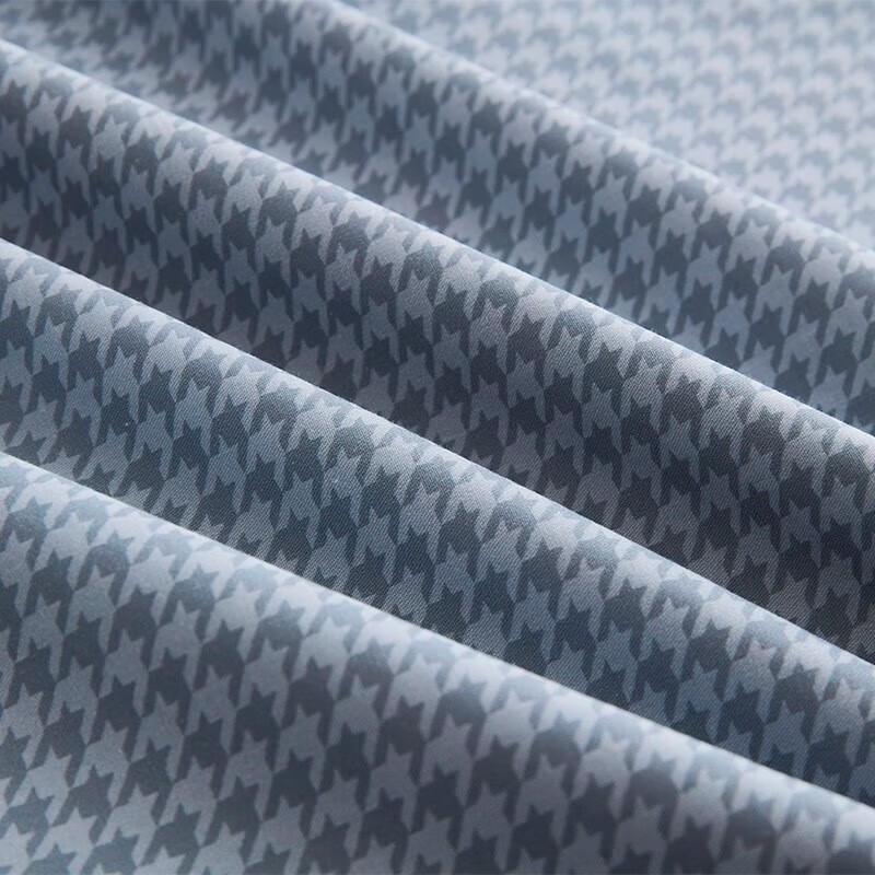 LUOLAI All-Season Convertible Nano Fiber Duvet Set