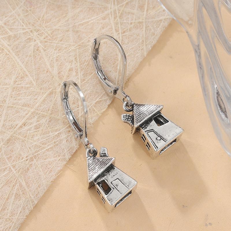 Vintage Simple Silvery Plated Metal Hand Carve House Shaped Design Dangle Earrings Women Creative Festival Jewelry Gifts
