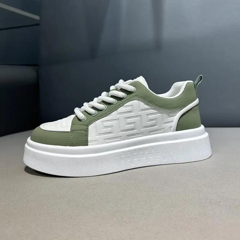 Neue atmungsaktive Low-Top-Board-Schuhe aus Leder, weiche Sohle, bequem, einfarbig, Sportschuh für Pausen, ok