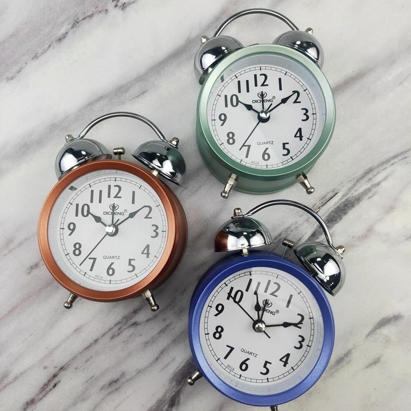 Nordischer Stil Metall Analoger Wecker Mit Lauter Lautstärke Für Schlafzimmerdekoration Und Weckzeitgeber