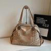 Autumn/Winter Retro Commuter Single Shoulder Bag for Women 2026 New Rivet Tote Bag Large Capacity Travel Handbag