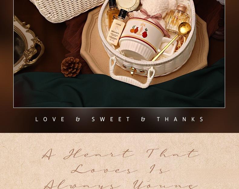 Bridal Party Souvenir: Heytea Cup for Bridesmaids and Groomsmen