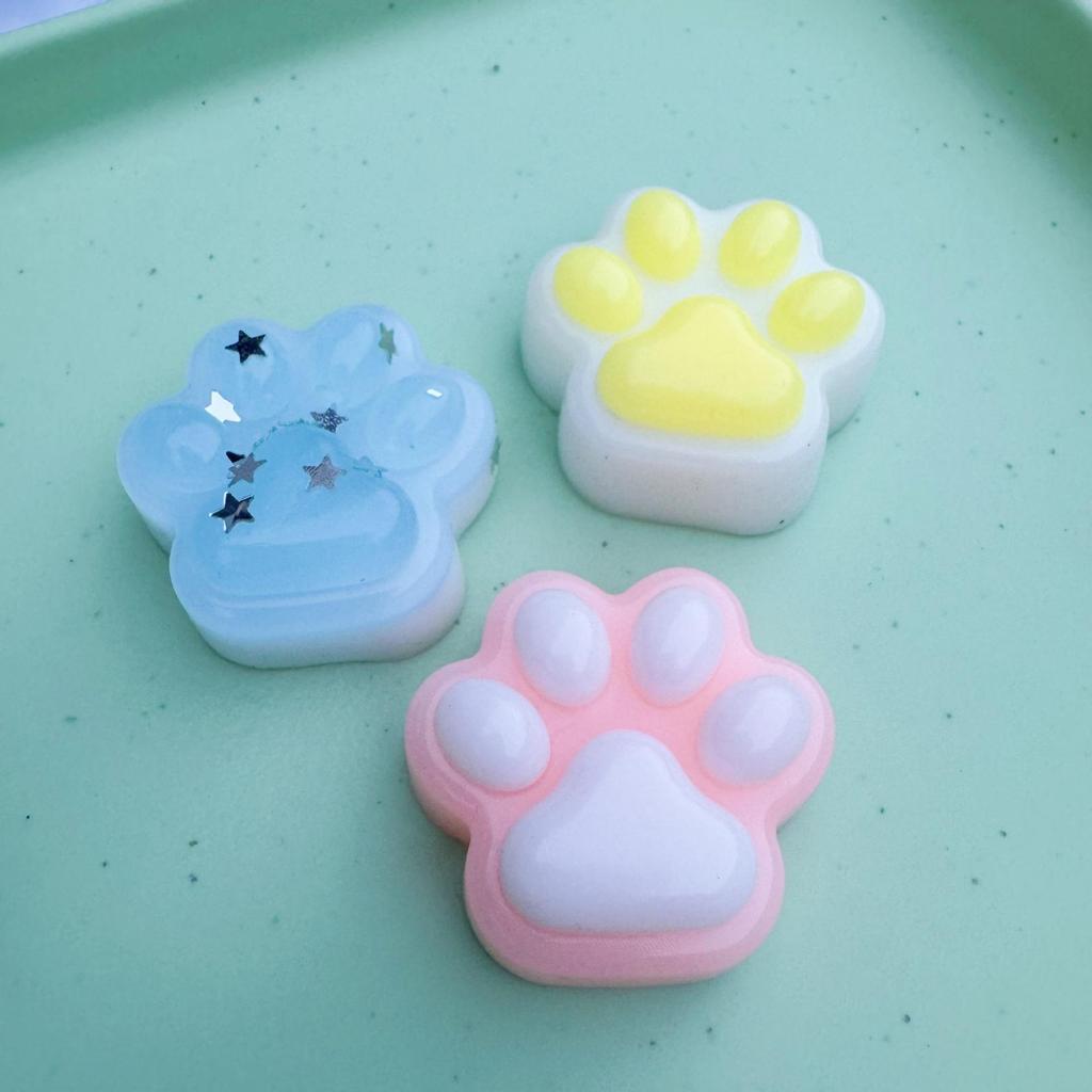 Mini Cat Paw Squishy Toy - Slow Rebound Silicone Stress Relief Pendant for Kids