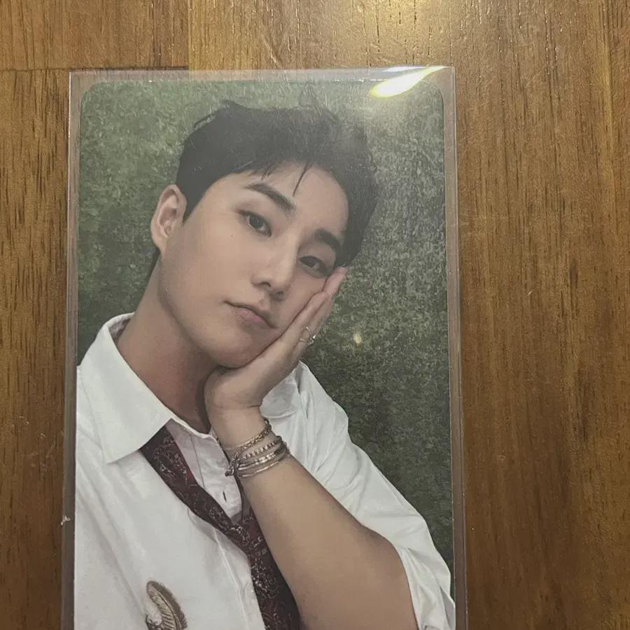 

Day6 The Decade Young Kei Young Hyun Photocard
