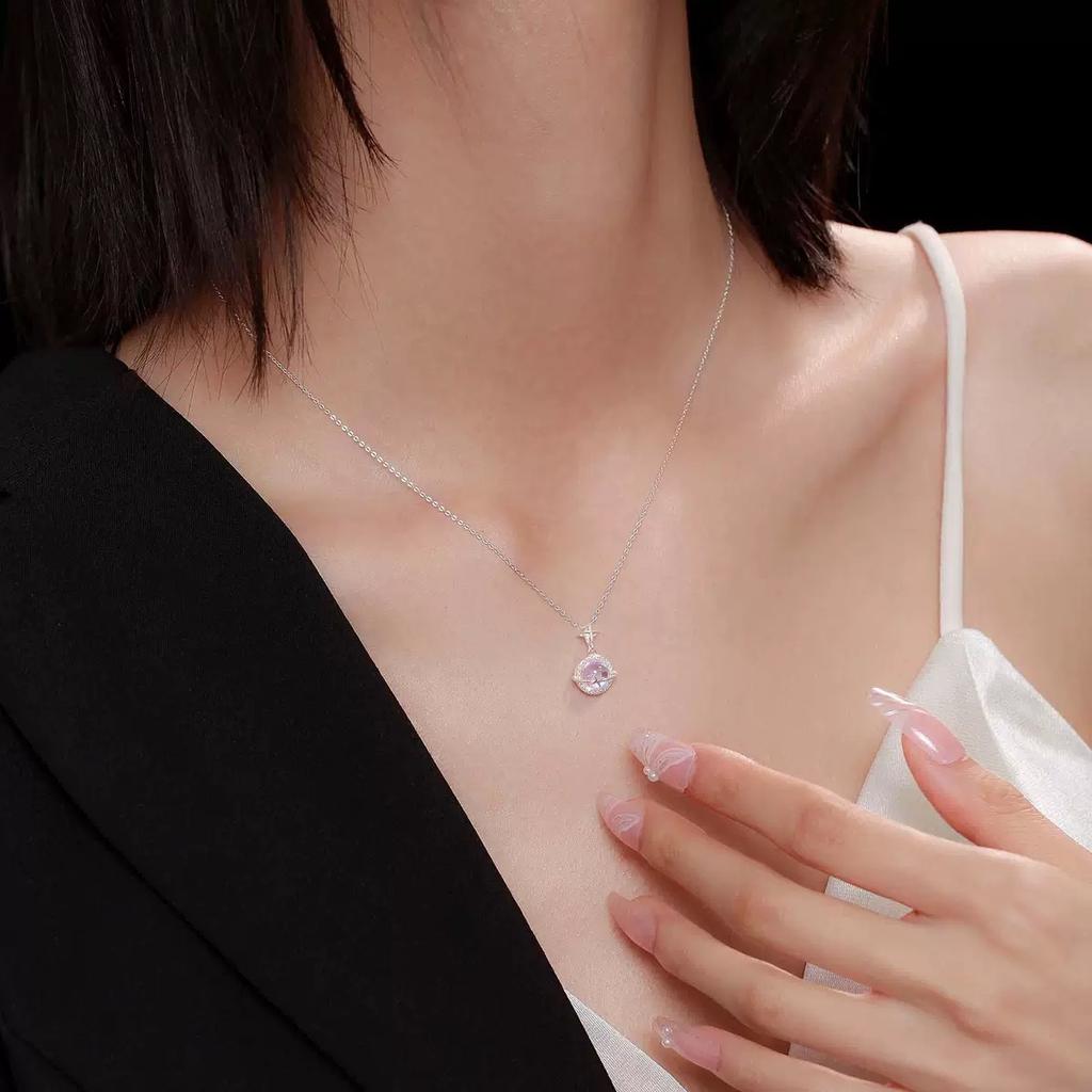 Minimalist and Fashionable Planet Necklace for Women's Instagram, New Clavicle Chain, Light Luxury Niche Design, Neck Accessory