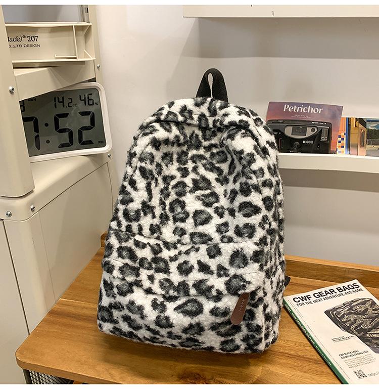 Schoolbag Retro Plush Backpack Female Popular New Fashion Leopard Print Backpack High School Student Large Capacity Schoolbag Travel Backpack