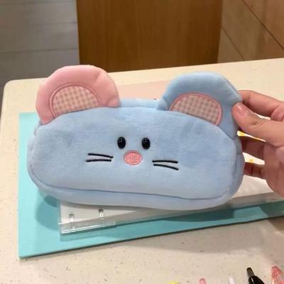 Trousse à crayons cochon en peluche mignonne de grande capacité pour étudiants