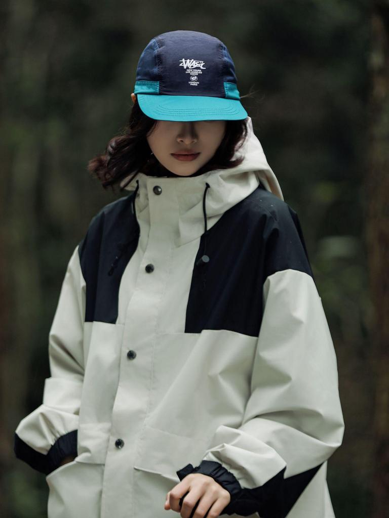 Trendy Color-Block Quick-Dry Five-Panel Waterproof Baseball Cap with Soft Flat Brim for Outdoor Sports and Sun Protection