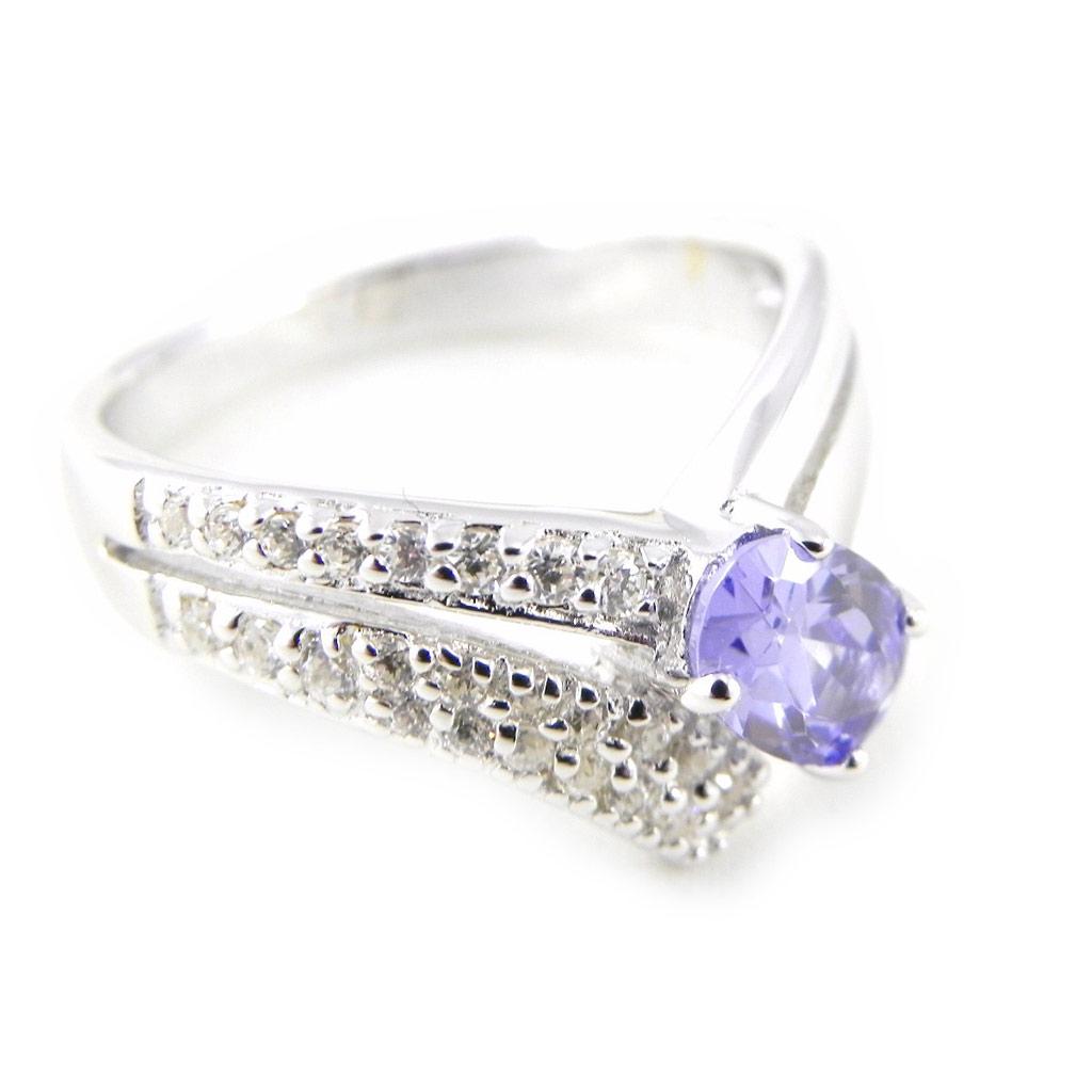 

Серебряное кольцо с танзанитом Scarlett