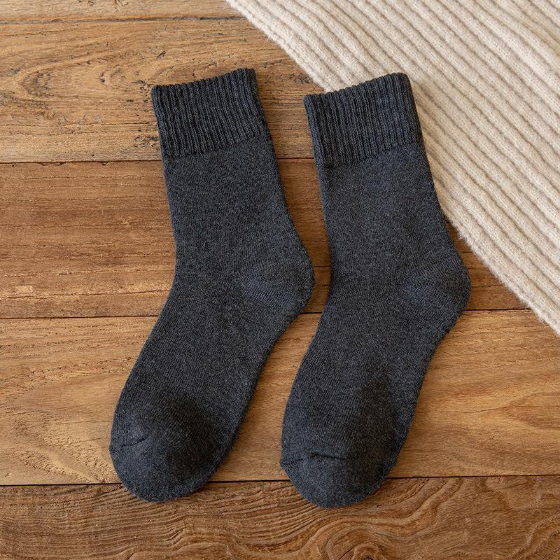 Cozy Winter Wool Socks for Men & Women – Thick, Warm, Mid & Long Tube Styles