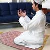 Soft Worship Kneel Travel Prayer Rug Non-slip Prayer Mat Flannel Carpet for Muslim Ramadan Embossing Floor Carpets Portable