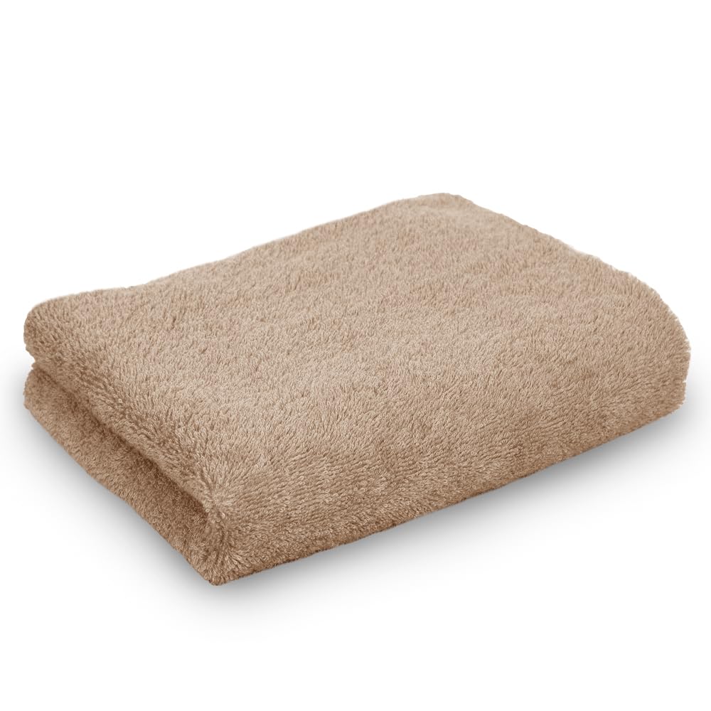 

Iris Plaza Made in Instant Absorption Big Face Not as large as a bath so not bulky and easy to The firm texture allows for vigorous making it suitable