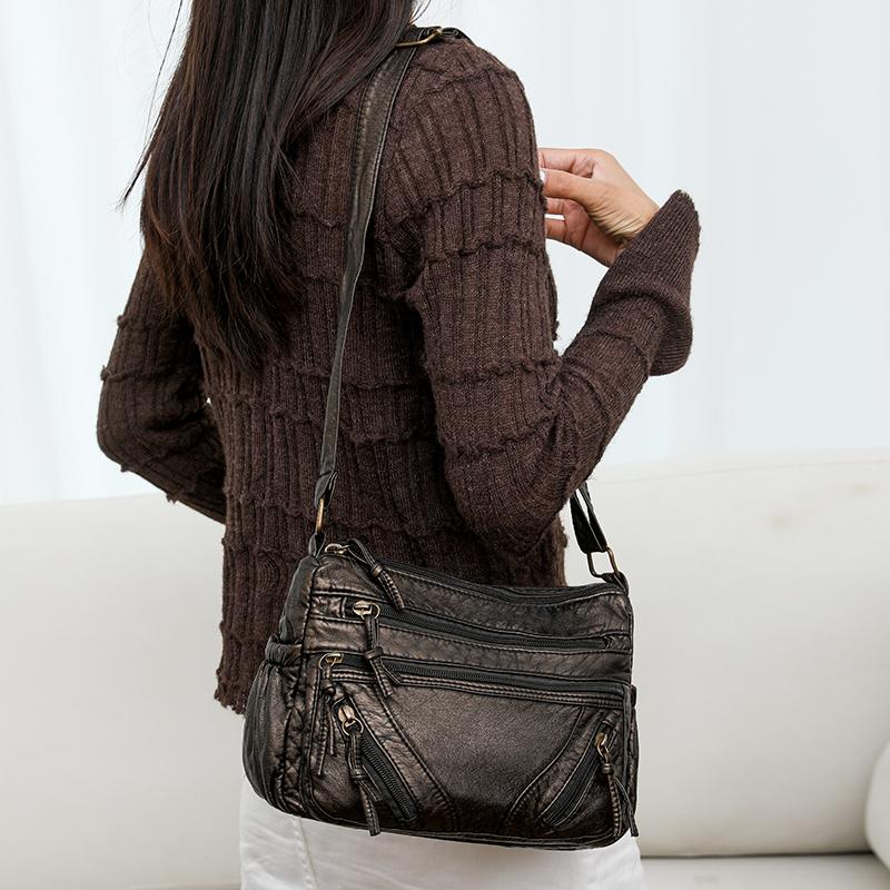 Shoulder Bag Women's Soft Leather Retro Lightweight Crossbody Bag Travel Mother Bag