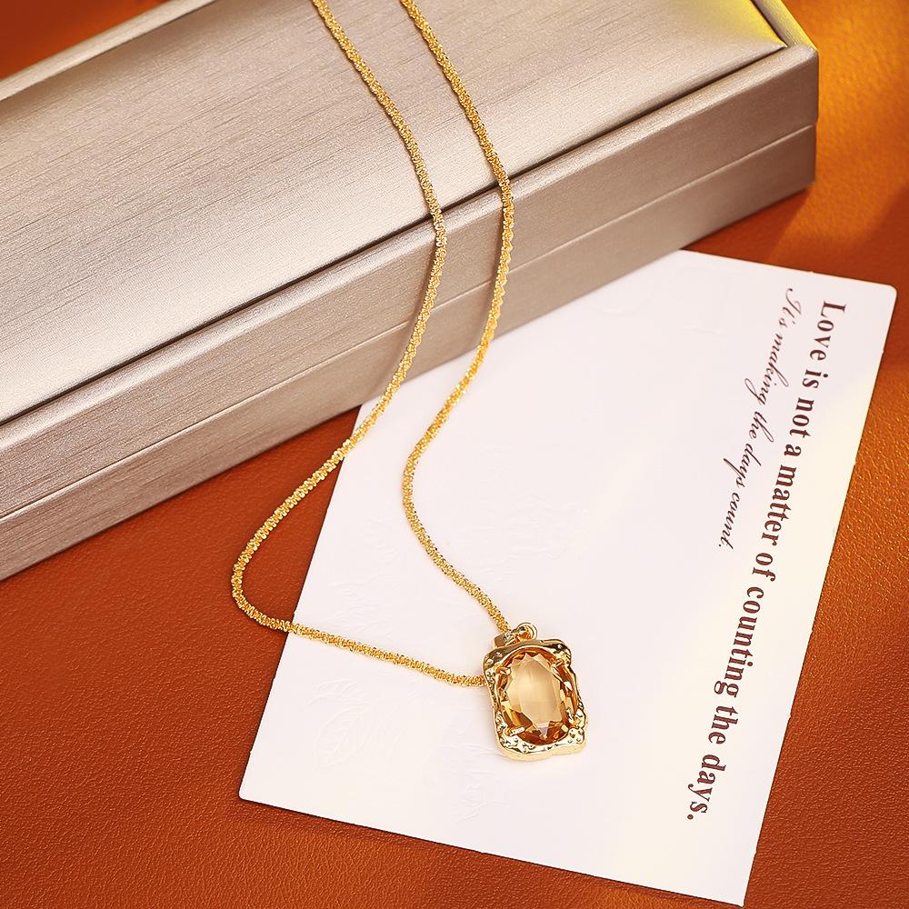 Elegant Pendant Necklace Fashionable Minimalist Dainty Chain Delicate Layering Light Luxury High End Sweater Chain