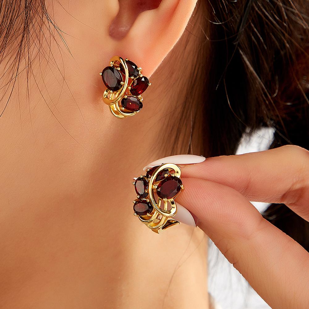 Awesome Leaf Style Fancy Design Silver Clasp Ring Earring for Lady Natural Garnet January Birthstone Luxury Jewelry Dating Gif