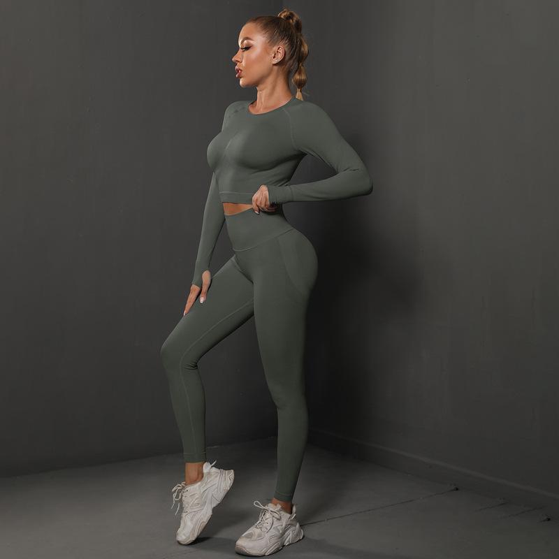 Európsky a Americký Bezšvový Plisovaný Broskyňový Bok Yoga Set pre Ženy - Športové Bežecké Fitness Oblečenie