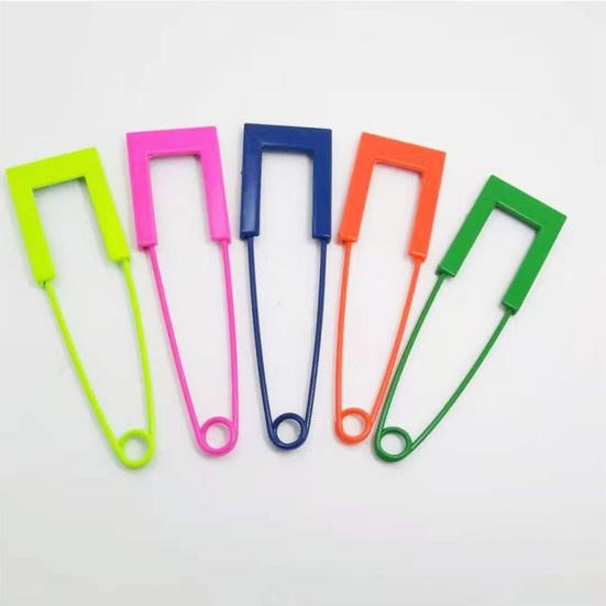 Yousheng Alloy Brooch Pin Unique Shape Sparkling Shawl Scarf Pin Clothes Hats Bags Retro Cardigan Badge Fashion Accessory