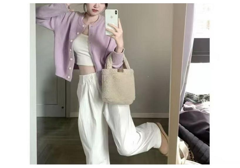 Korean Style Sweet Girly Knit Cardigan, Milk-Toned Gentle Outerwear for Petite Women, Trendy Spring/Autumn Top