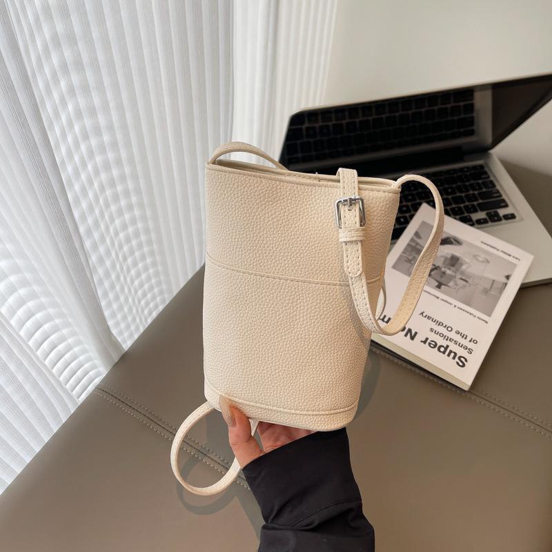 Casual Simple Small Bag Women's New Trendy Summer Fashion Commuter Messenger Bag Shoulder Small Square Bag