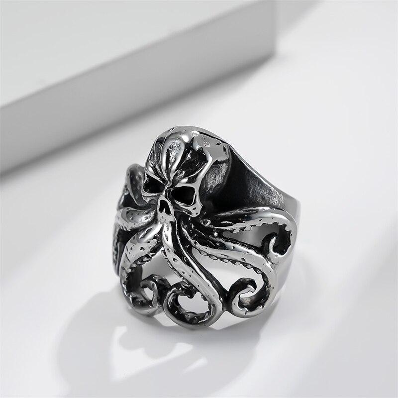 Bague Poulpe Rétro et Ancienne en Acier Titane Niche Personnalité Accessoires Clé pour Homme Fête Punk Cadeau de Vacances Bijoux