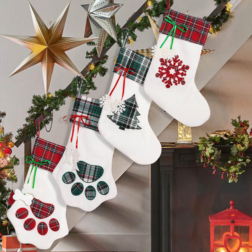 Green Plaid Dog Paw Christmas Stockings Red Gingham Snowflake Plush Pet Christmas Gift Bags For Xmas Party House Tree Decoration
