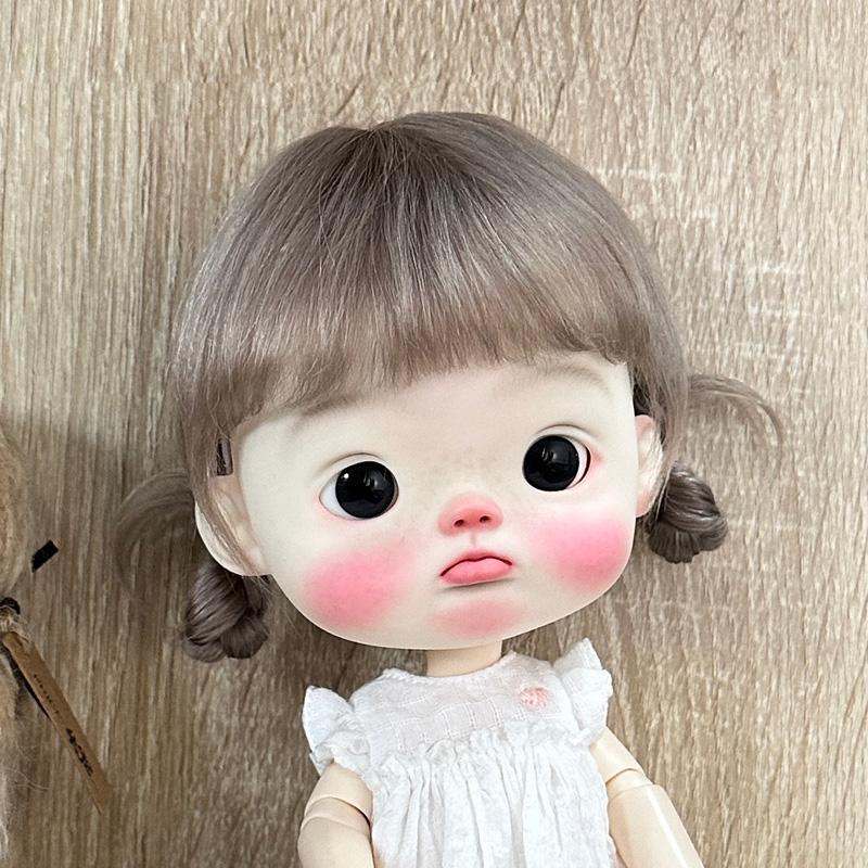 BJD Wig Qbaby Blyth Amydoll Cute Soft Bangs Ponytail with Long Hair For Big Head Doll Dolls Toy Doll Accessories 10 Inches