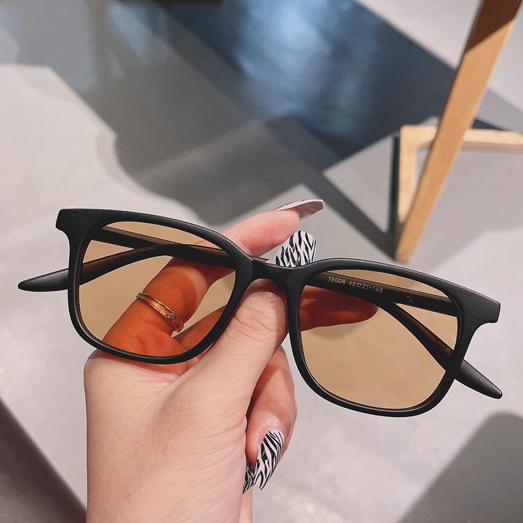 Новые модные солнцезащитные очки — фото 15