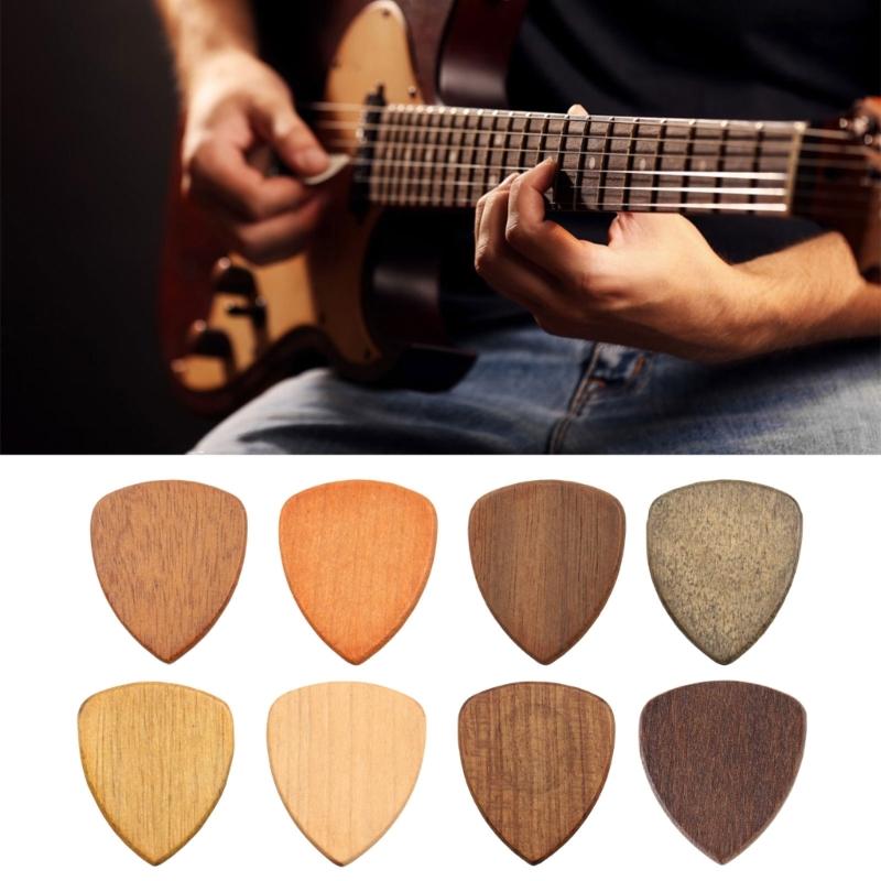 Heart Shape Guitar Pick Enduring Wood Acoustic Guitar Pick Ukulele Plectrums Electric Guitar Pick Guitar Accessories