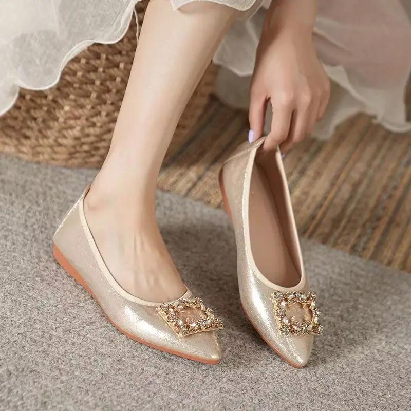 Fashion Pointed Toe Woman Flats Shoes for Women Gold Moccasins Social Shoe On Offer Promotion Sale Stylish Slip Elegant and Fashionable