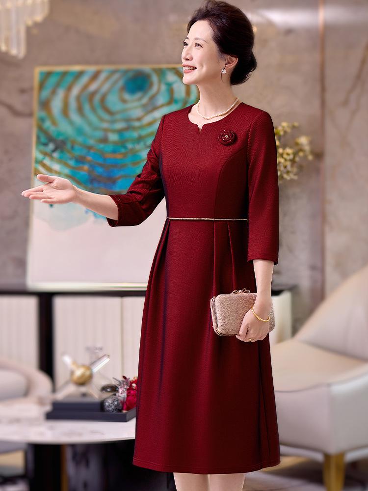 Elegant Spring 2026 Petite Mother-in-Law Wedding Dress
