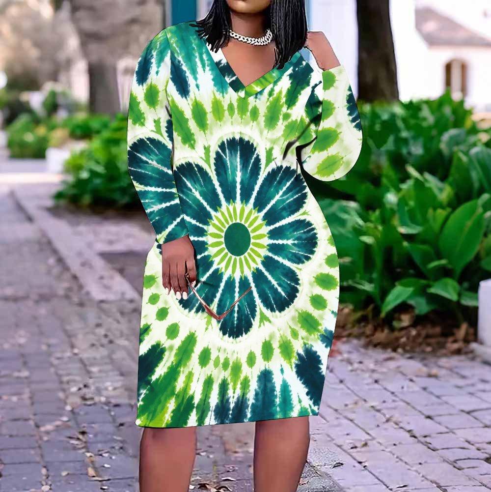 Women Plus Size V Neck Long Sleeve Shamrock Printed Dark Green Fitted Straight Dress