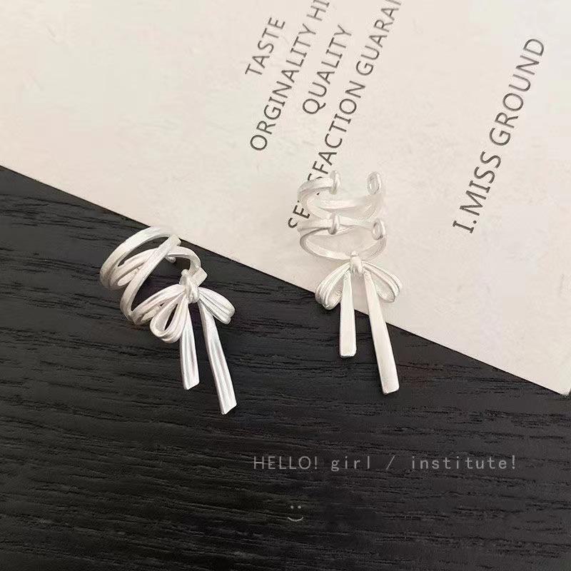 Pure White Bow Ear Clip for Women - Trendy, Sweet, High-End, No Piercing Needed