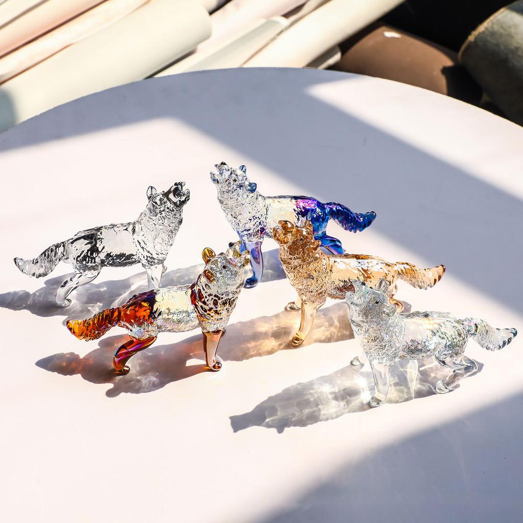 Crystal Glass Wolf Figurine Howling Wolf Statue Hand Glass Animal Sculpture Collectible Paperweight
