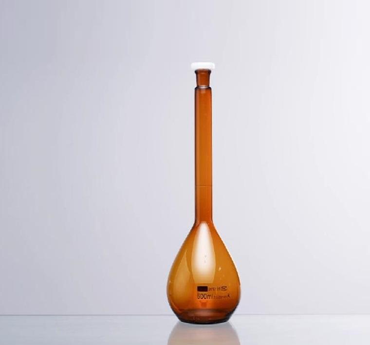 Brown Volumetric Flask 1ml volumetric flask