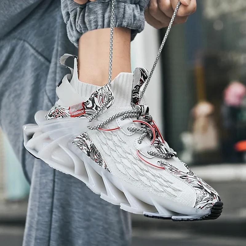 Fashion New Fashionable Men's Sneakers Trendy Versatile Casual Board Shoes Outdoor Lightweight Breathable Sports Running Shoes