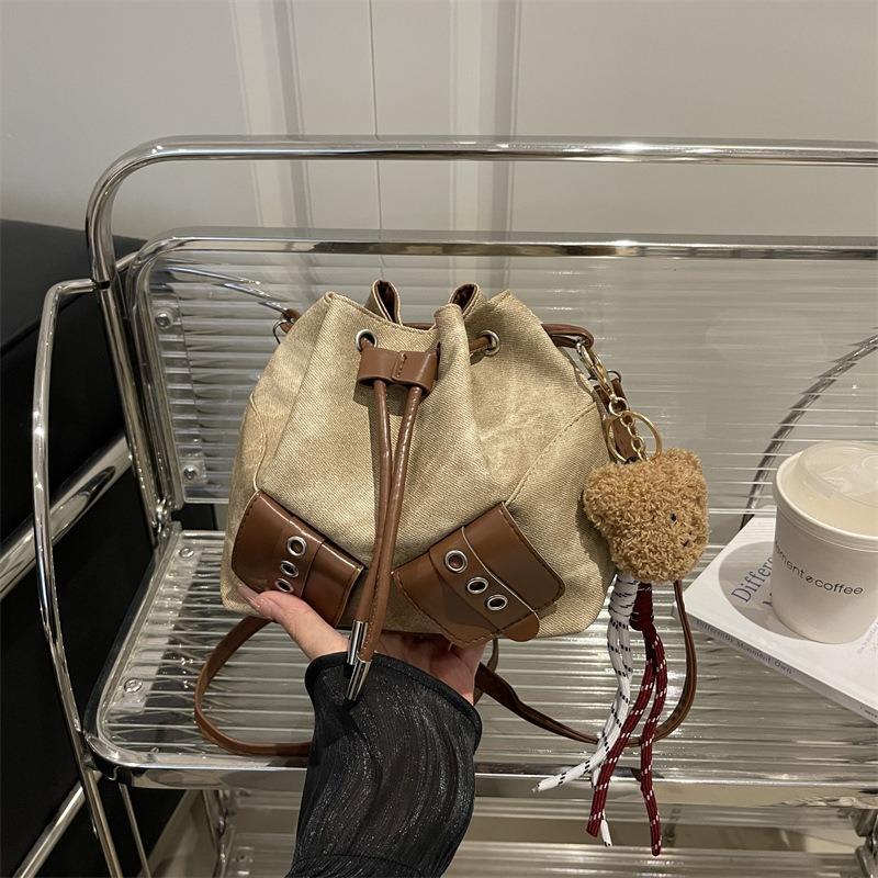 Drawstring Fashion Shoulder Messenger Bag Autumn New Versatile Today Popular Bucket Bag High Sense Women