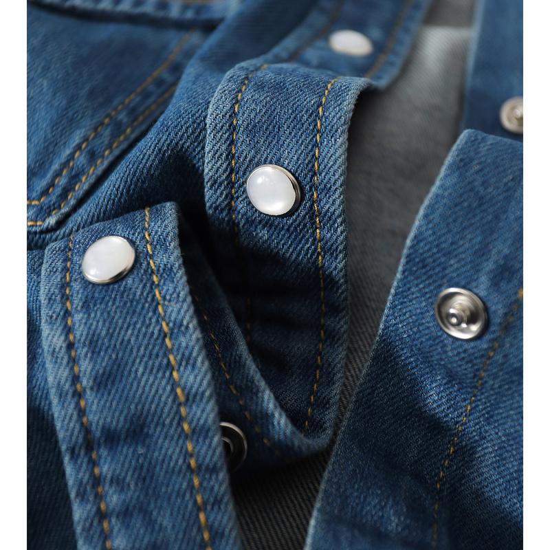Denim Shirt 2026 Spring New Style Elegant Women's Cardigan Shirt Blue Fashionable Light Jacket