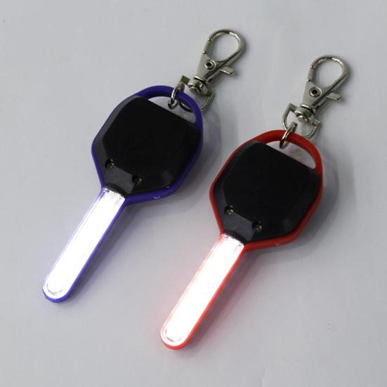 Yousheng Mini LED svítilna na klíče Super jasná, vysoké lumeny 2 režimy Kompaktní velikost Přenosná venkovní svítilna Nouzová klíčenka COB