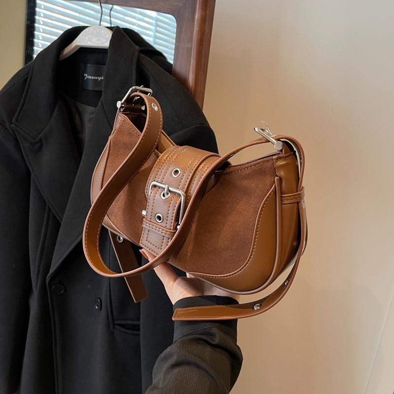IELGY Autumn Winter Retro Underarm Bag Shoulder Crossbody High-End Texture Fashion Underarm Small Square Bag