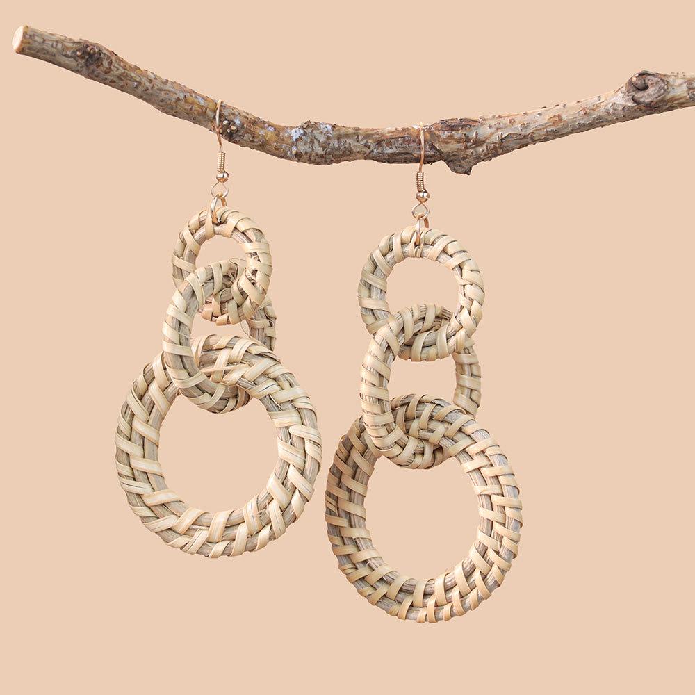 Bohemian Raffia Earrings: Handmade Rattan Drops, Exaggerated Travel Holiday Style for Women