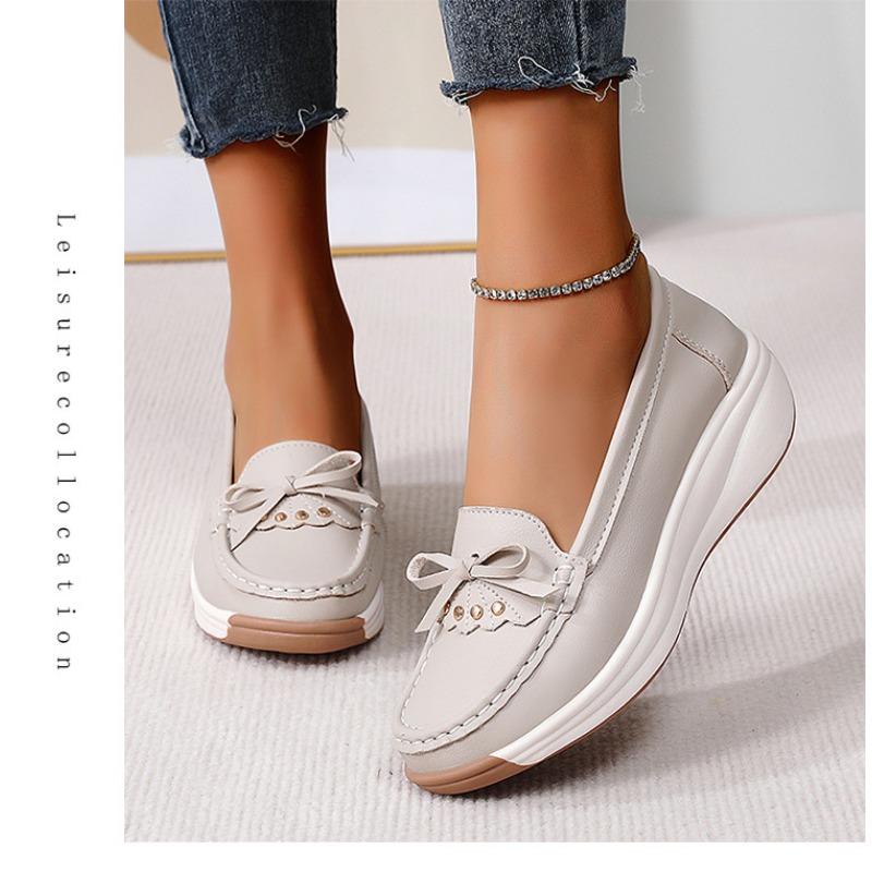 Lightweight and Anti-slip Sponge Shoes and Casual Bean Shoes for Women