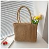 Vintage Straw Woven Bag Large Capacity Tote Bag Woven Shoulder Bag Fashionable and Versatile Handbag Vacation Style Beach Bag