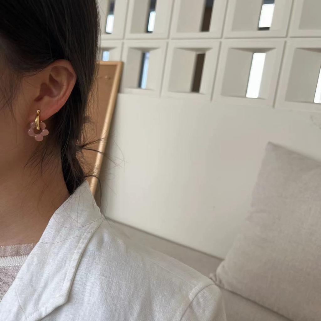 Fashion Temperament Flower Stud Earrings Female Design Cold Wind Light Luxury High Sense Unique Earrings Earrings