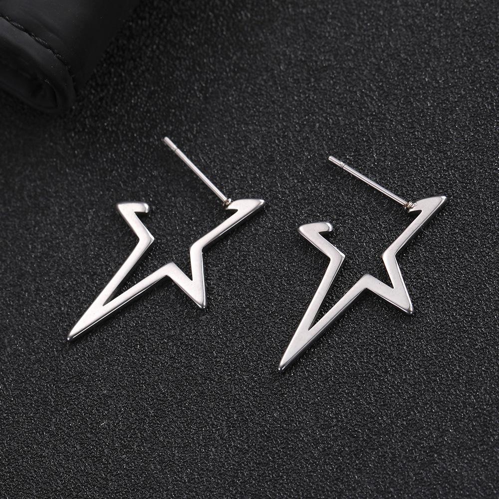 Hollow Cut-Out Five-Point Star Earrings Minimalist Hip Hop Stud Earrings Versatile Ear Jewelry