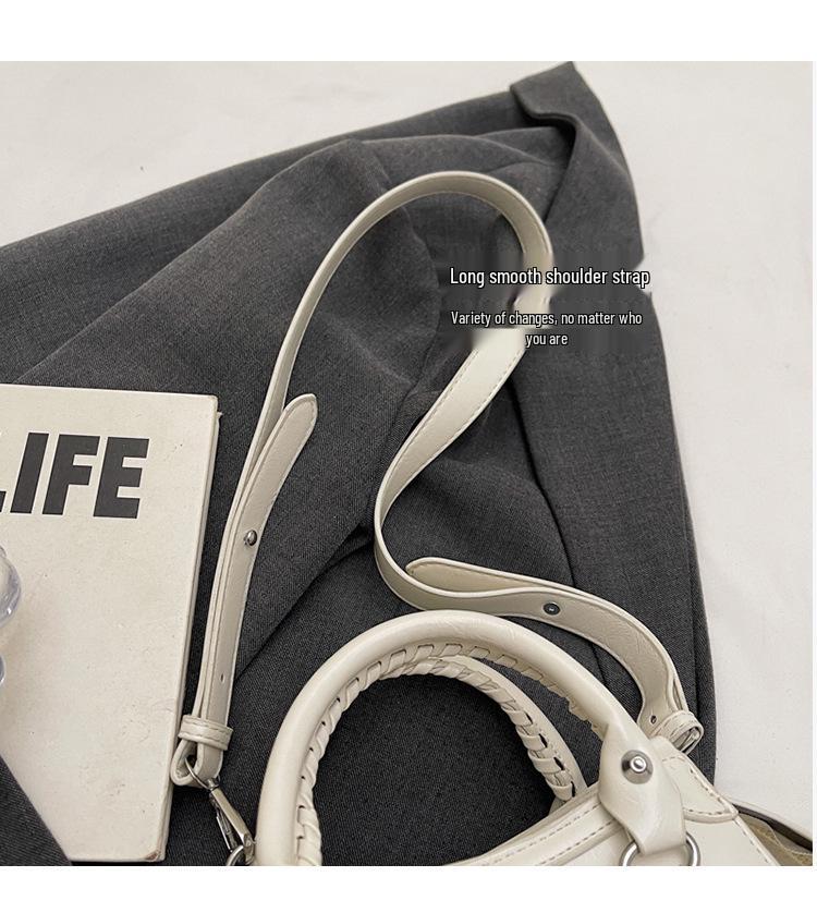 2025 Άνοιξη Χειροποίητη Τσάντα Χιαστί με Ρετρό Τρουκς: Γλυκιά & Πικάντικη Τσάντα Ώμου για Μοντέρνες Γυναίκες