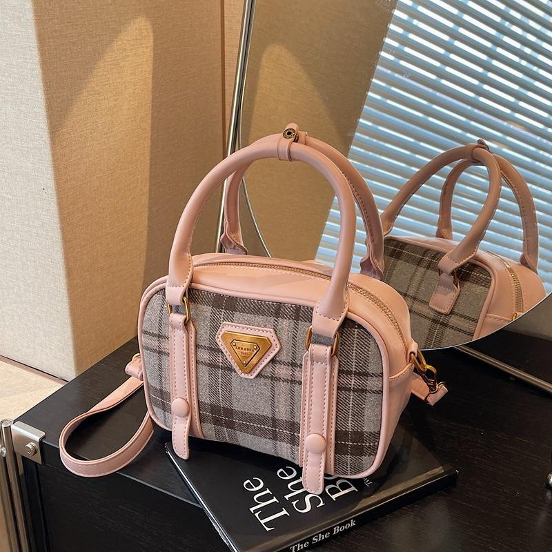 Small Bag Women's Autumn and Winter Versatile New Fashion Plaid Messenger Bag Portable Small Square Bag