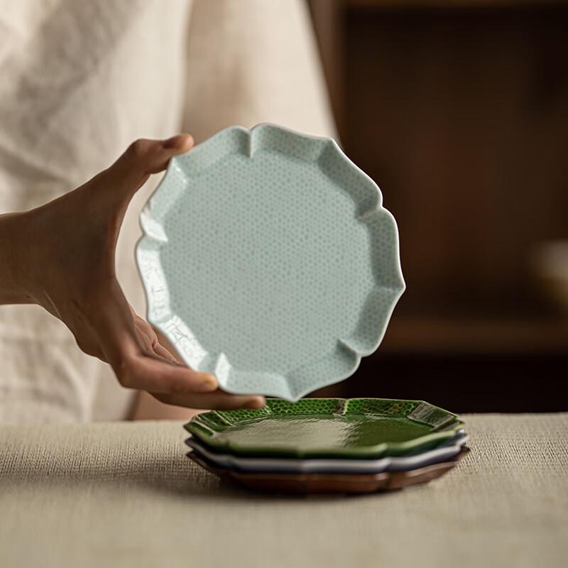 Retro Ceramic Lotus Hammered Fruit & Snack Plate