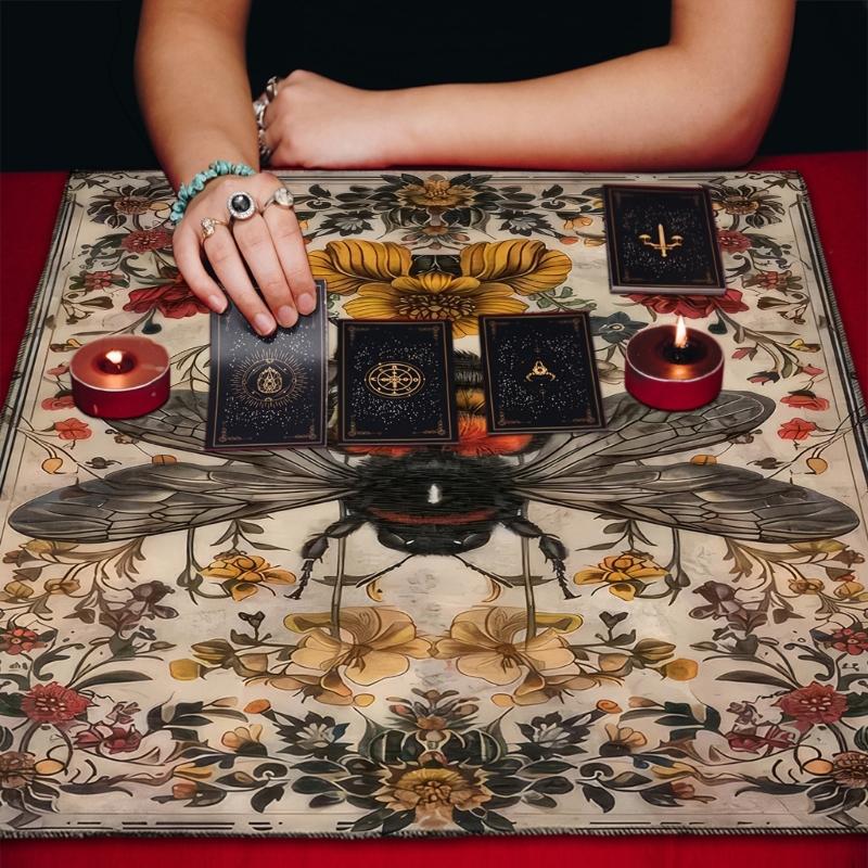 Practical Foldable Tarots Cloth Easy Cleaning Velvets Divination Mat Fabric Texture Suitable for Spiritual Practices